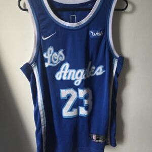 LeBron James Los Angeles Lakers City Edition Swingman Jersey – Size 44 (L)